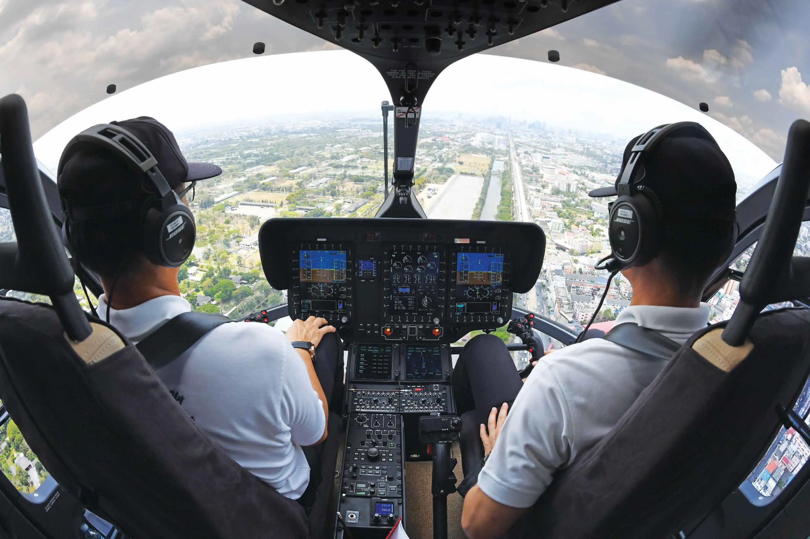 Medical helicopter cockpit design optimized for rescue missions and emergency operations